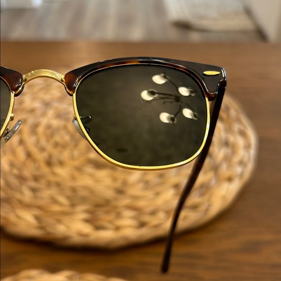 Ray-Ban Clubmaster Sunglasses Brown Tortoise with Green Lenses main image 4